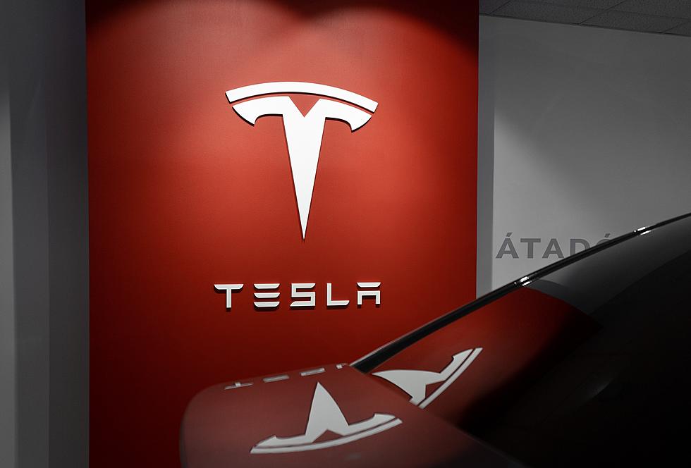 Tesla Factory in Austin Looking to Hire 10,000: No College Degree Required