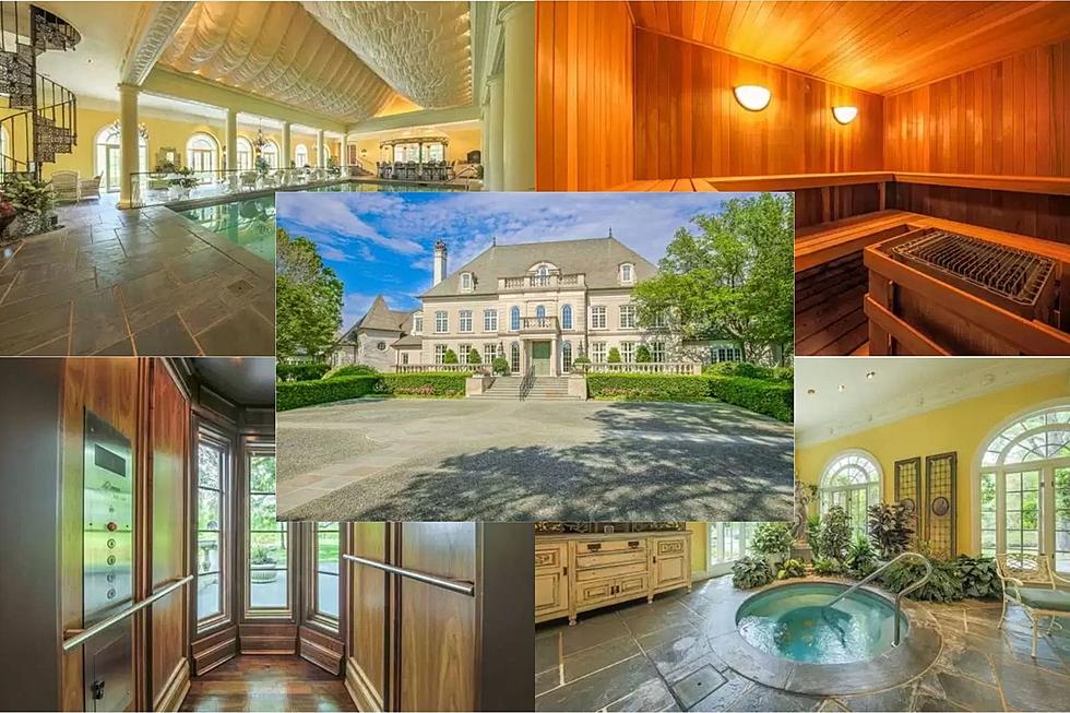 Indoor Pool, Spa and More Included in Perfect Pittsburg Palace