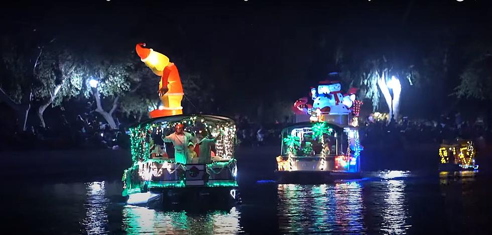 Celebrate the Holidays in Coffee City, TX With the Lake Palestine Christmas Boat Parade