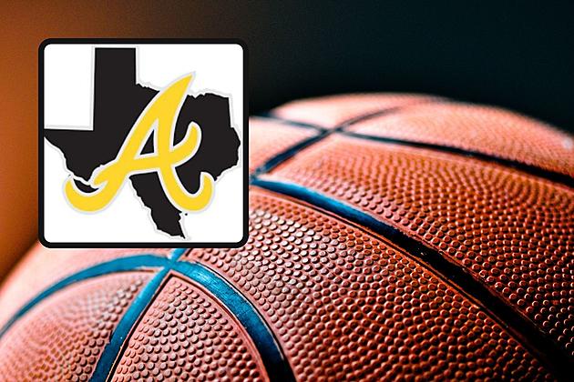 OFFICIAL: Alto, Texas High School Student-Athlete Dies After Collapsing During Game