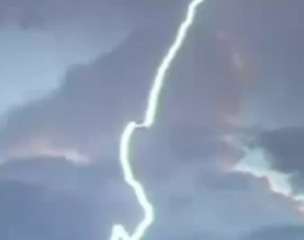 Lightning Strikes Jet During Flight [VIDEO]