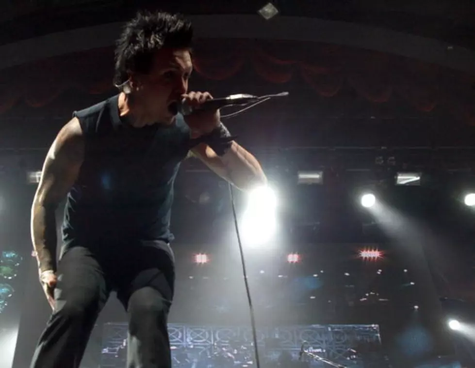Papa Roach Performs “Between Angels And Insects” Live In Poland [VIDEO]