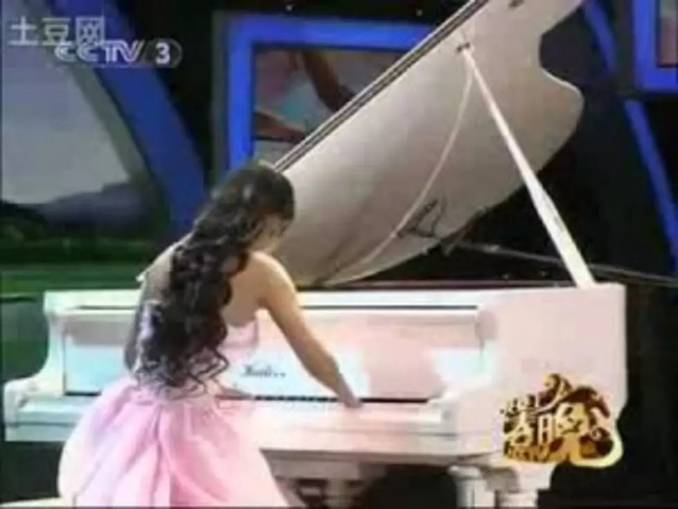 Amazing Piano Prodigy Only Has One Hand [VIDEO]