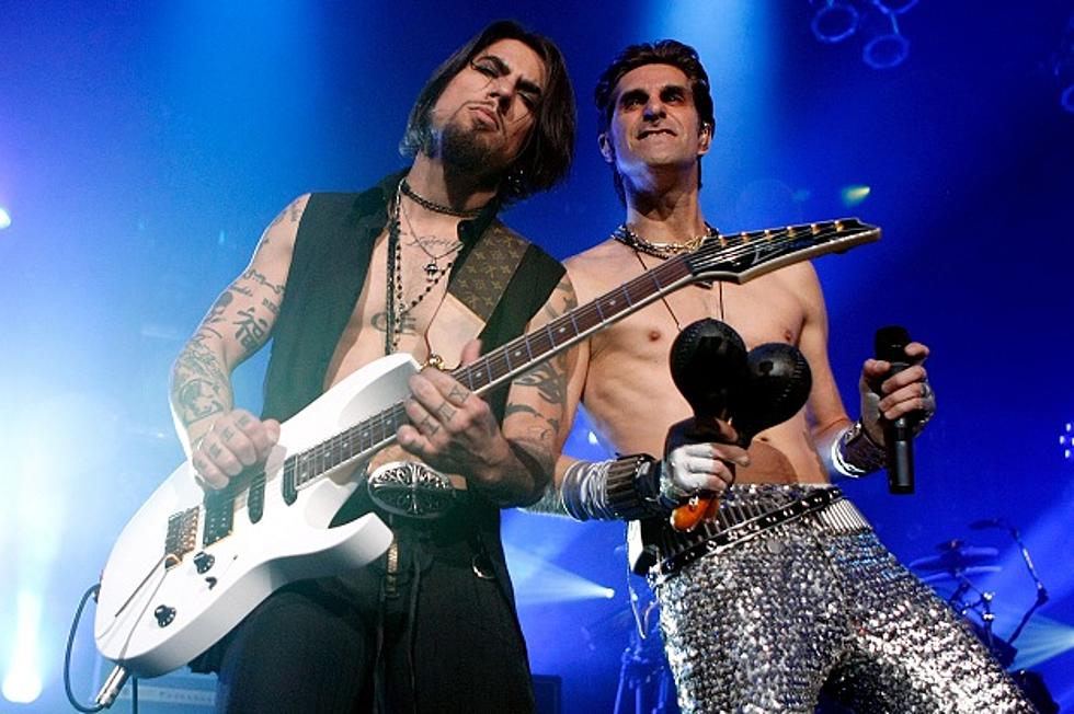 Jane’s Addiction Seek Artsy Locals for ‘Theatre of the Escapists’ Tour