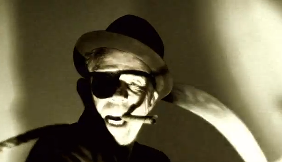 Tom Waits Debuts Wild Video for ‘Hell Broke Luce’