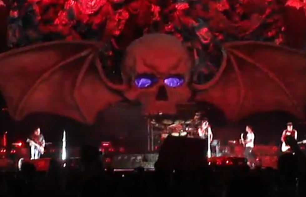 Avenged Sevenfold Performs &#8220;Hail To The King&#8221; Live For The First Time [VIDEO]