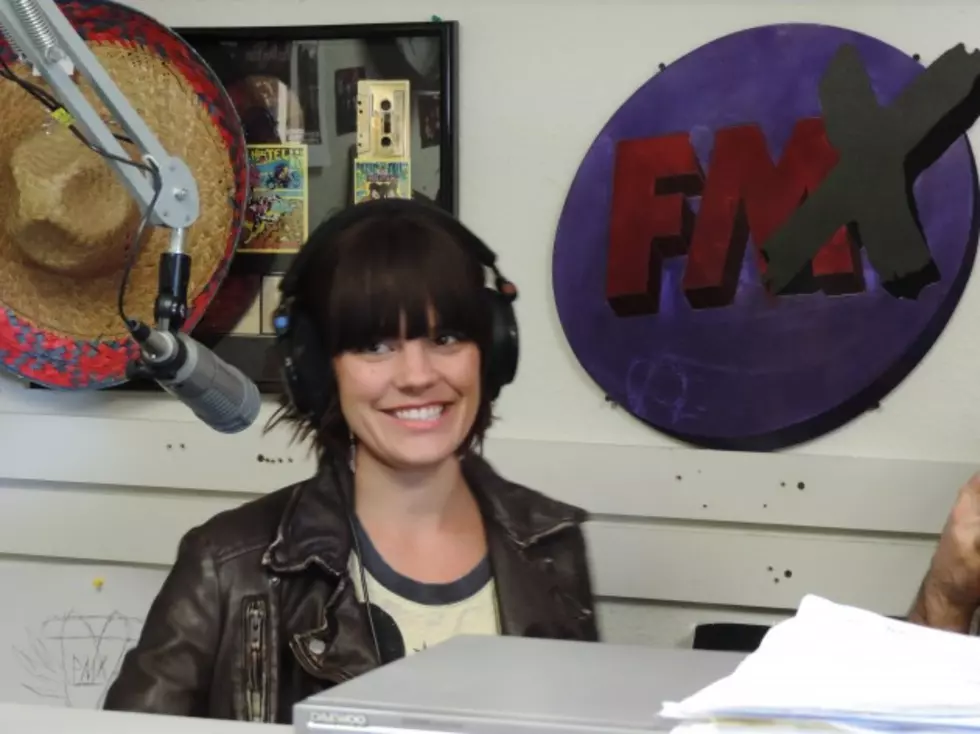 Flyleaf Performs &#8216;Platonic&#8217; Live in the FMX Studio [Video]