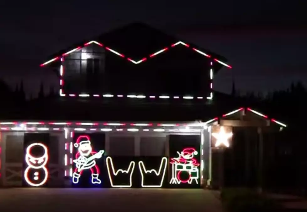 Is There Anything Worse Than Having To Hang Christmas Lights? [VIDEO]