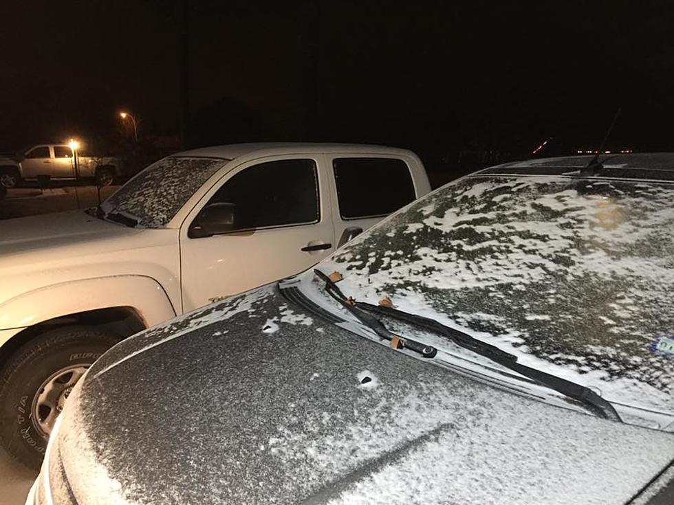 Lubbock Experiences Light Snow, Mass Chaos Expected [VIDEO]