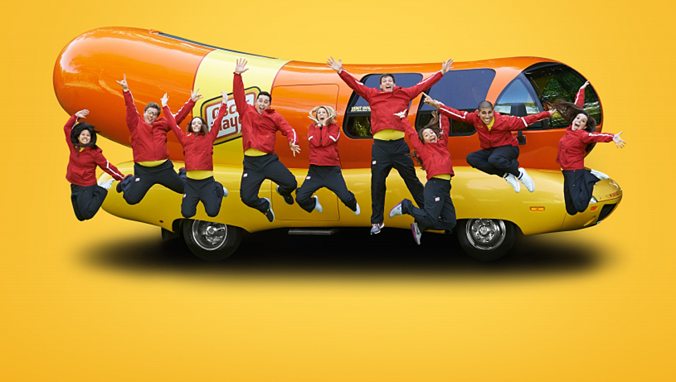 Job Alert: Oscar Mayer Seeking Hotdoggers To Drive Wienermobile