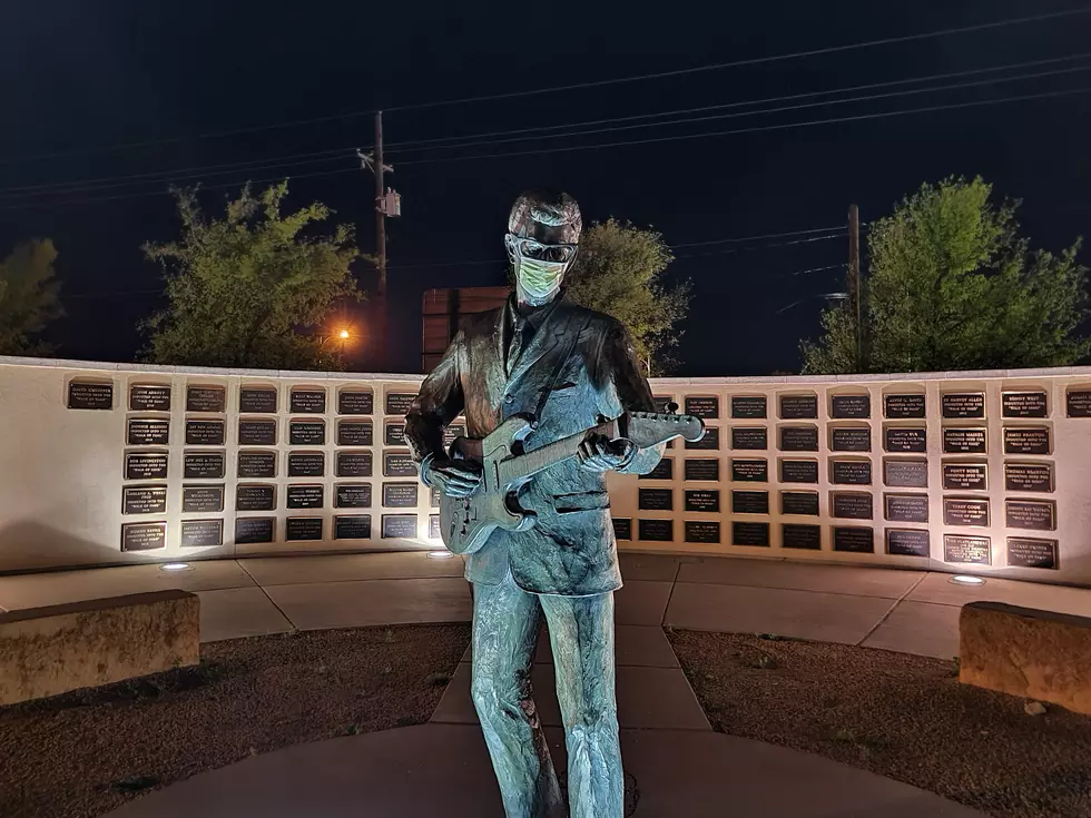 Lubbock’s Buddy Holly Statue Reminds You to Be Hypervigilant During Coronavirus Pandemic [Photos]