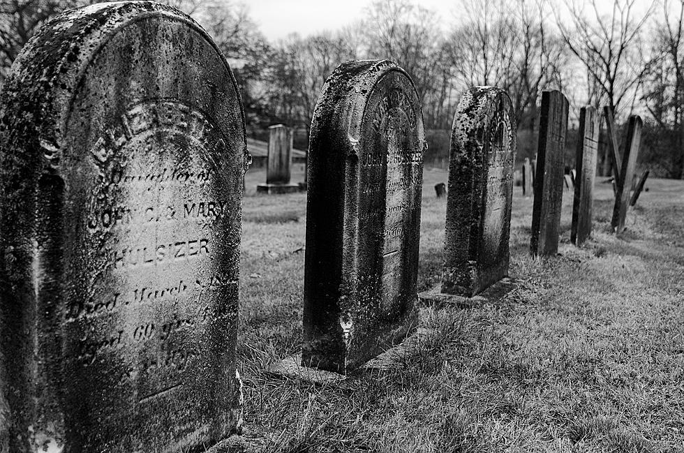 Did You Know These Famous People Were Buried In Texas?
