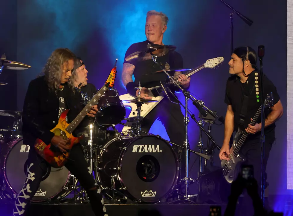Metallica Gifts Texas High School A Massive $15000 For Musical Instruments