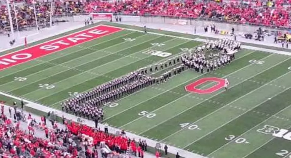 Ohio State Band Pays Tribute to Michael Jackson &#8211; Including Moonwalking [VIDEO]