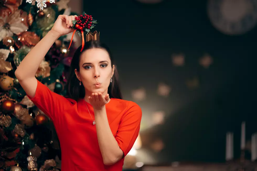 Does Kissing Under Mistletoe Count As Cheating?