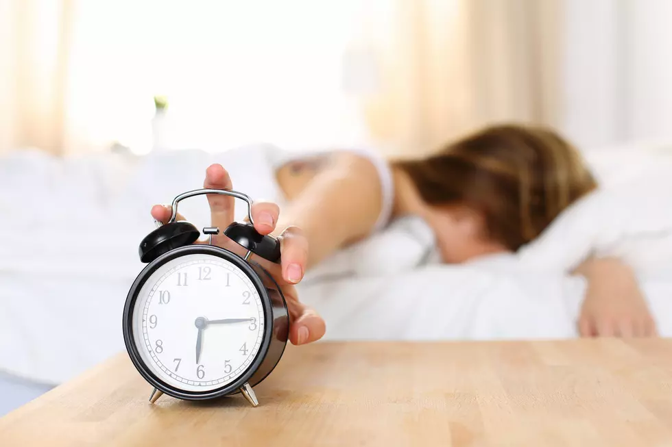 806 Health Tip: Can You Convince Yourself to Wake Up Earlier?