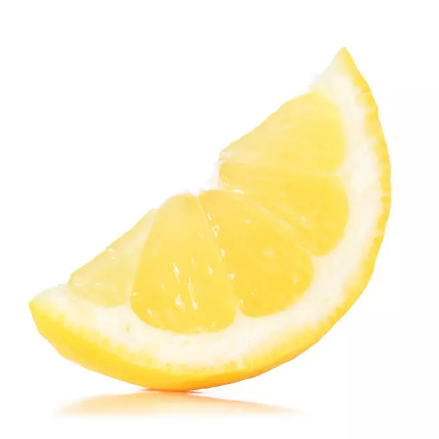 806 Health Tip: How Lemons Help You Feel Slimmer