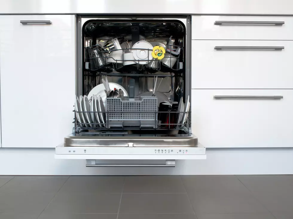 806 Health Tip: The Correct Way to Load Silverware in Dishwasher