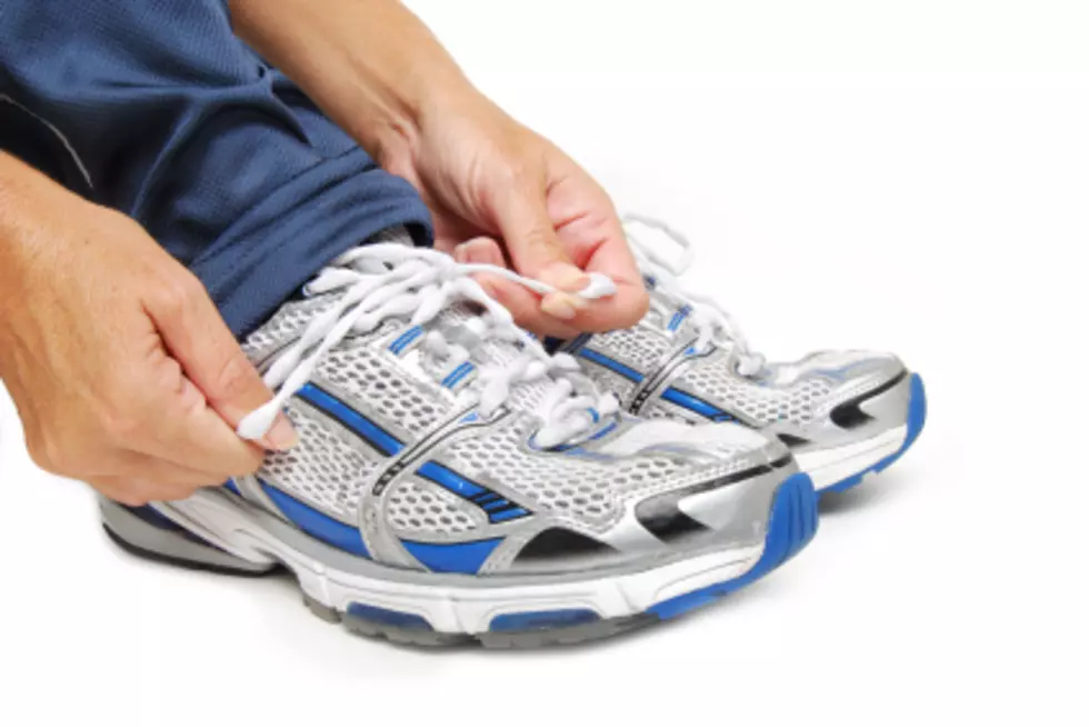 806 Health Tip: Taking Off Your Shoes Can Help With Weight Loss 
