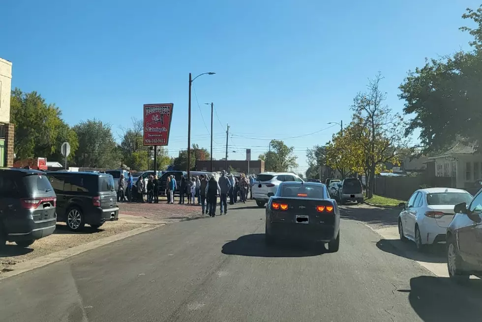 You Won’t Believe The Insane Line To See Gov Abbott In Amarillo