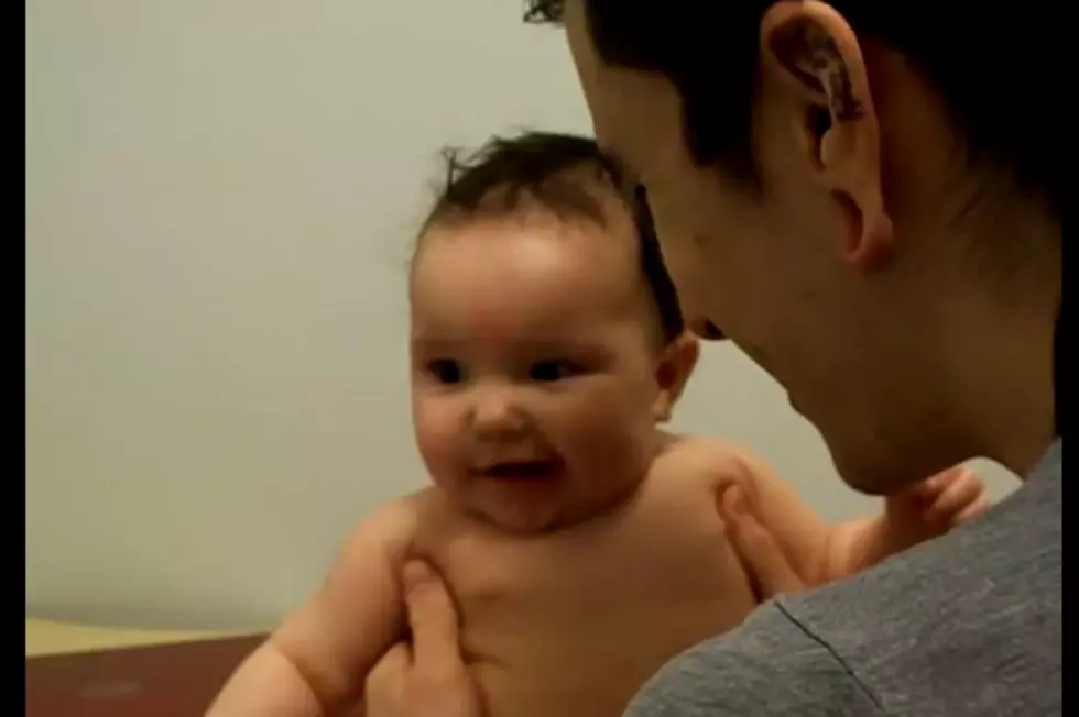Dad&#8217;s Creepy Laugh Does Not Amuse His Daughter [VIDEO]