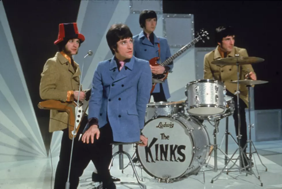Trivia: What Guitar Legend Played Guitar on The Kinks’ ‘You Really Got Me’? [VIDEO]