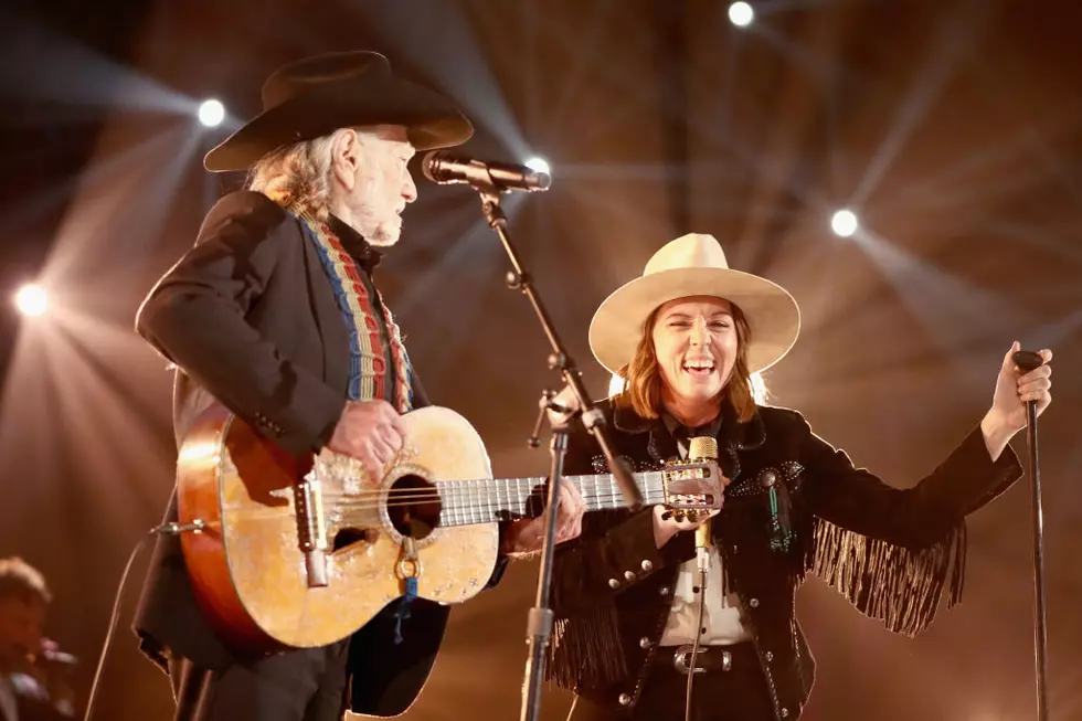 Willie Nelson & Family Performing In Lake Charles Next Month