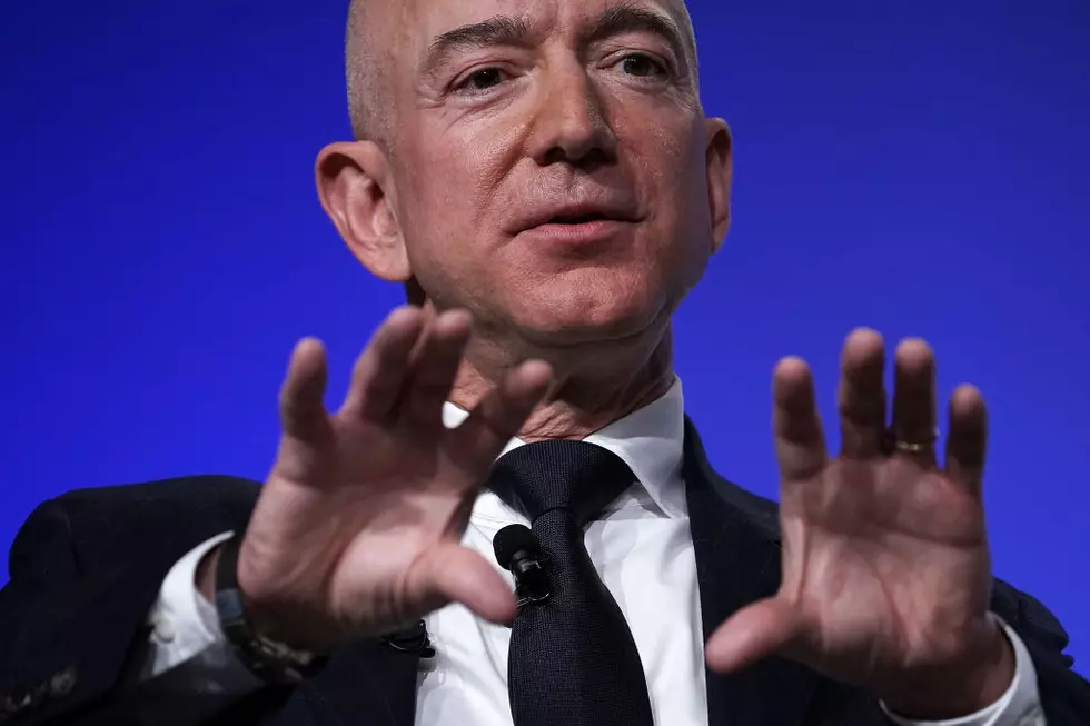 Don’t Worry, Jeff Bezos Is Doing Fine After His Divorce