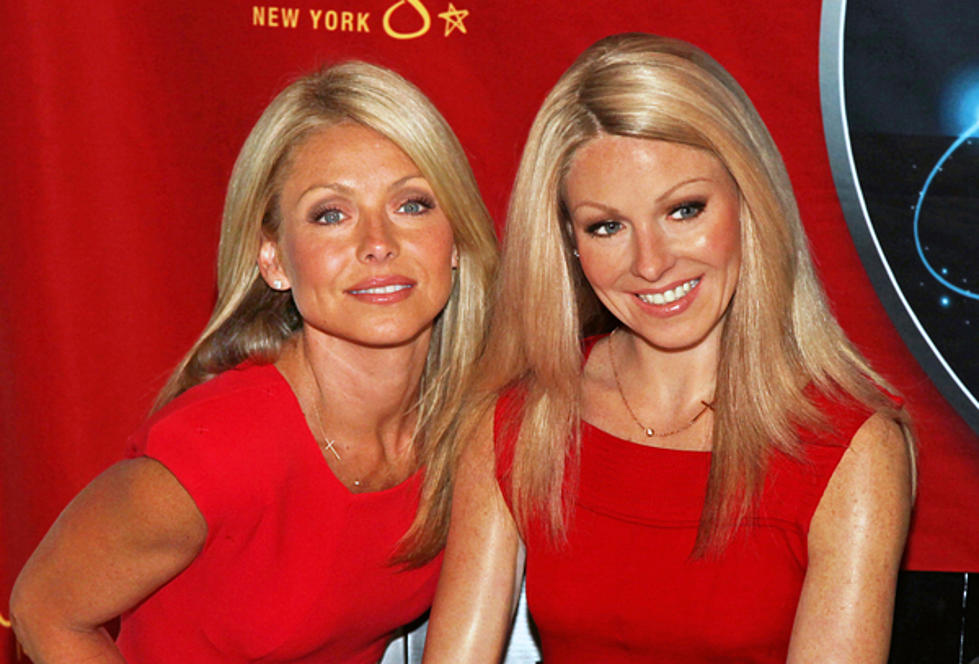 Will The Real Kelly Ripa Please Stand Up!