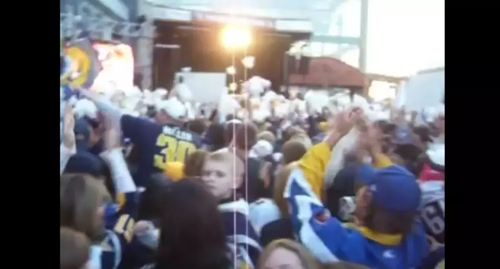 Throwback Thursday: Remember When The Sabres’ Party In The Plaza Looked Like This During The Briere-Drury Days?