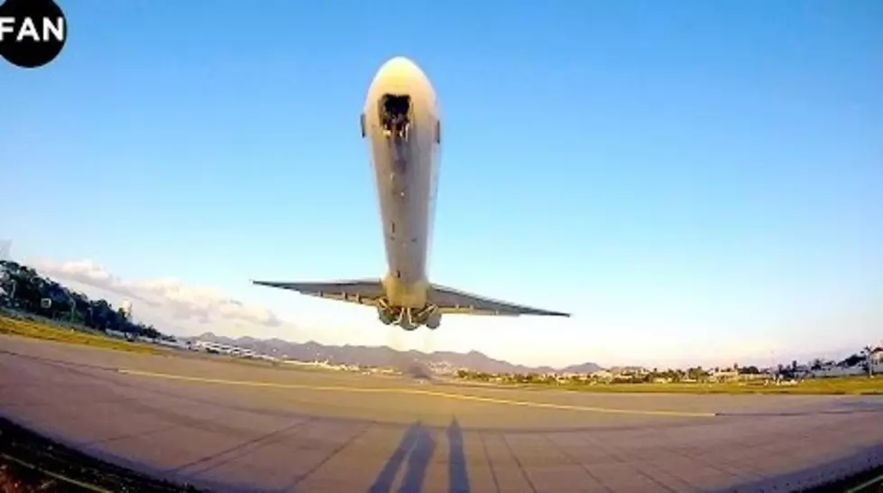 Watch This M-80 Airplane Just Miss a Cameraman by Inches at Caribbean Airport [VIDEO]