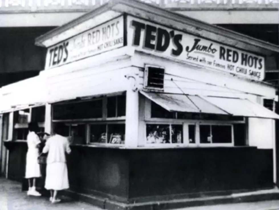 Here Is How Ted’s Hot Dogs Started in Buffalo [VIDEO]