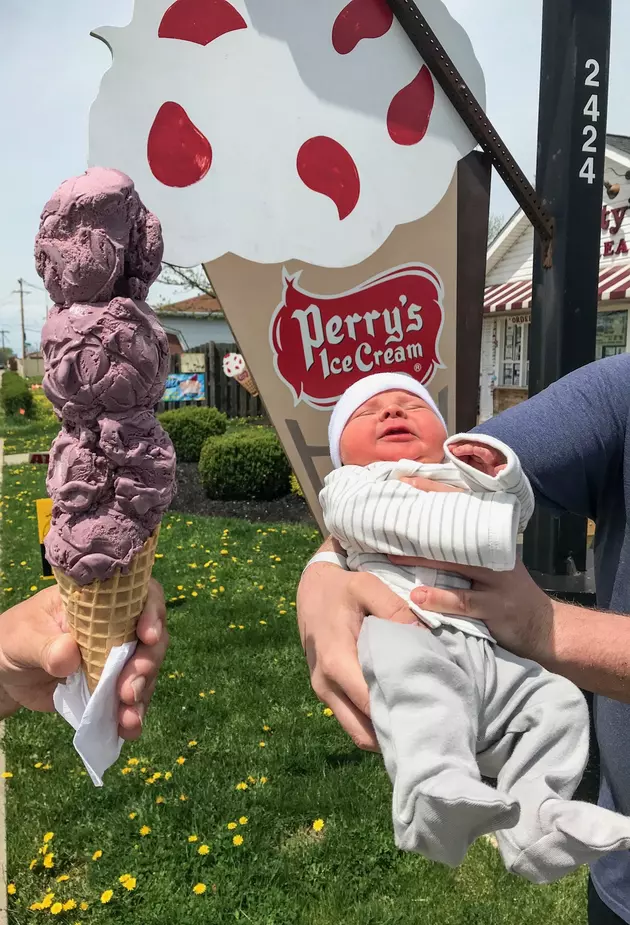 Look At This Ice Cream Shop In Buffalo That Has Cones Bigger Than Babies&#8211;Literally