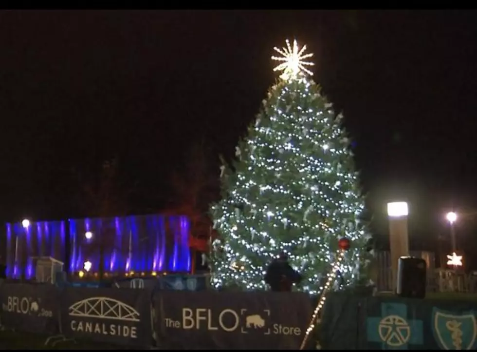 Canalside Christmas Tree Lit, Recognizes Healthcare Workers