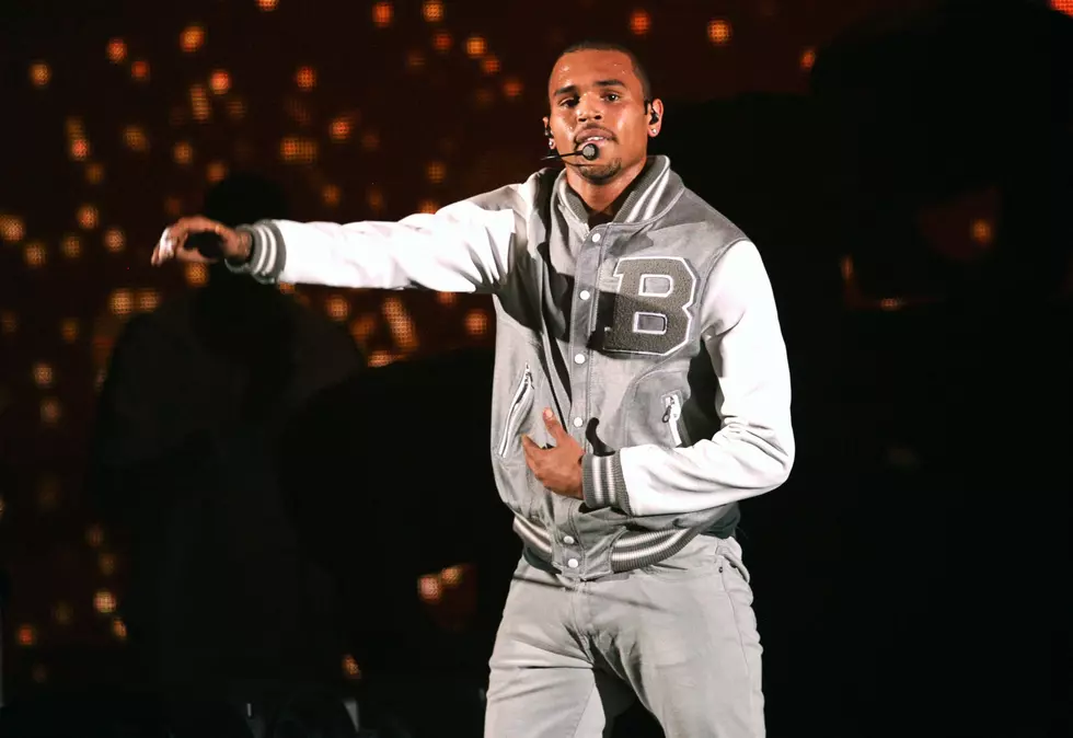 Chris Brown Asks Fans To Hold Off On The Death Threats –Tha Wire  [VIDEO]
