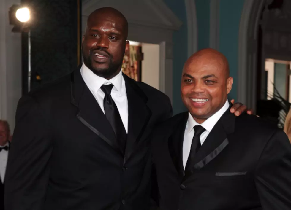 Watch Shaquille O’Neal & Charles Barkley’s Hilarious 3 Point Shoot Out [VIDEO]