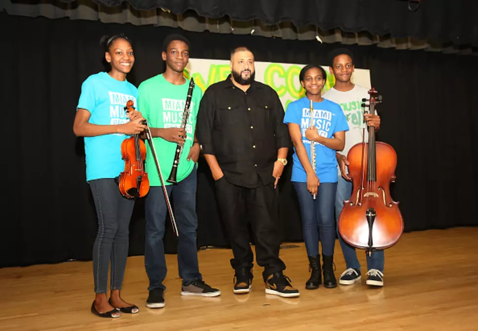 DJ Khaled Gets Key To Miami And Donates To Local School&#8217;s Music Program -Tha Wire [VIDEO]