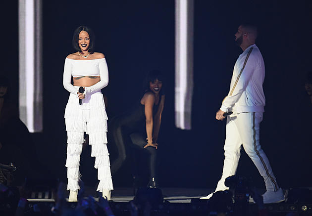 Are You Wondering What Rihanna’s Saying in “Work” Lyrics? We’ve Got the Lyrics Here! [VIDEO]