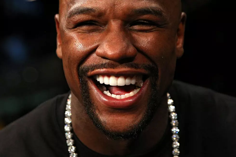 Floyd Mayweather Banned from a Strip Club after Sending Them a Tax Form for $20,000