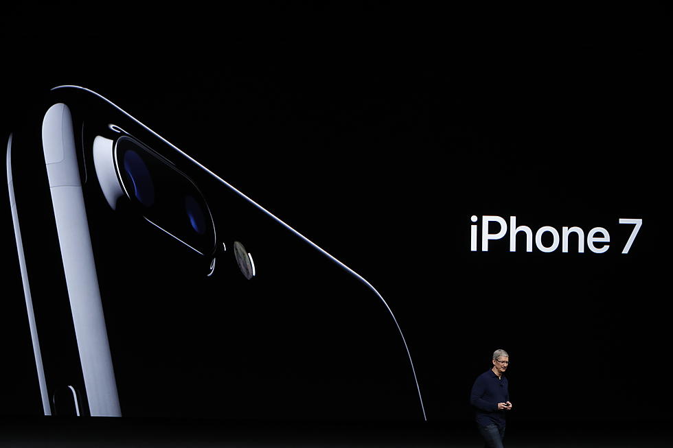 iPhone 7 and 7 Plus Revealed