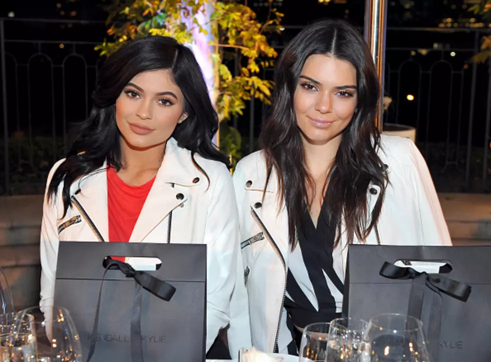 Kendall And Kylie Jenner Face Copyright Lawsuit Over Pac And Biggie Tee’s – Tha Wire