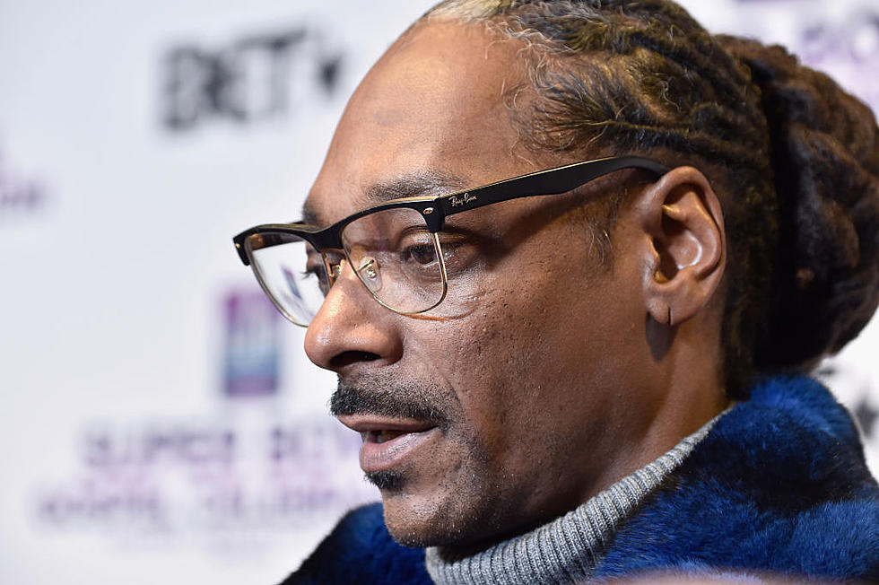 Snoop Dogg Talks Tupac, Kanye West, Growth, Gospel Album, ‘Joker’s Wild’, Game Show, and More with ‘The Breakfast Club’