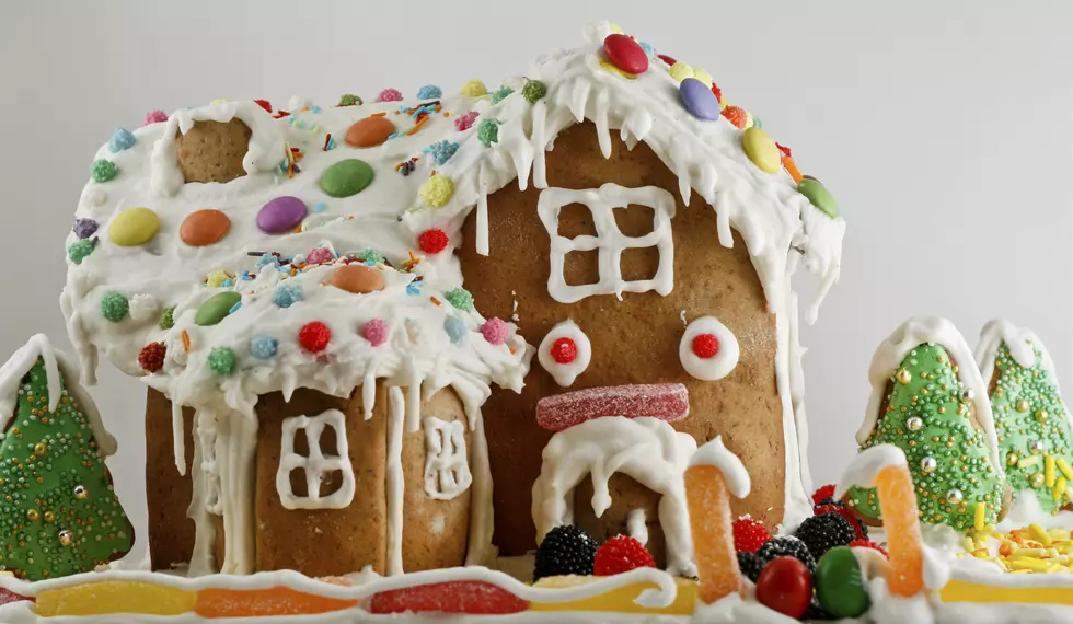 Annual Gingerbread House Builders Deadline November 15