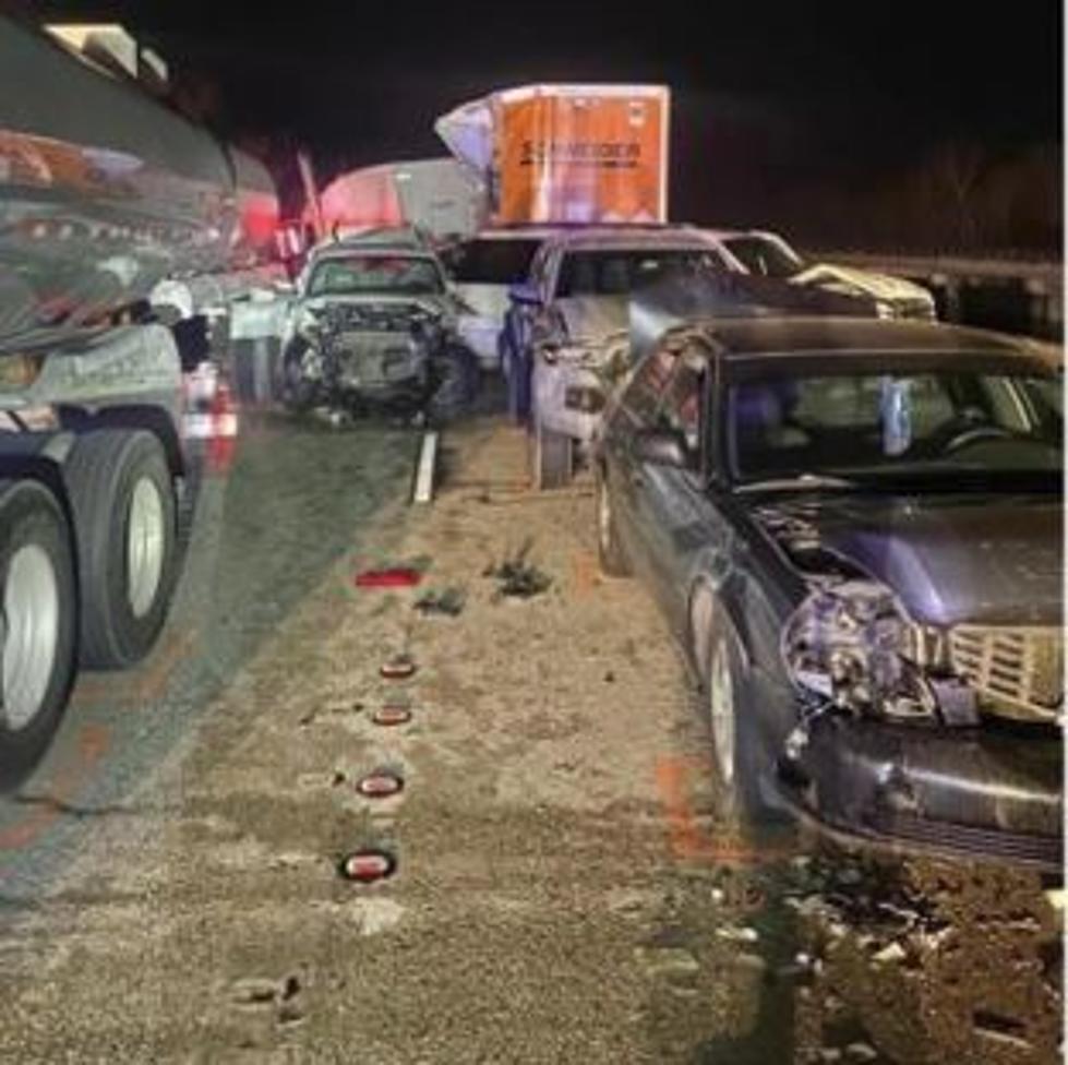 Multi-Vehicle Accident Shuts Down I-10 E Past Lafayette