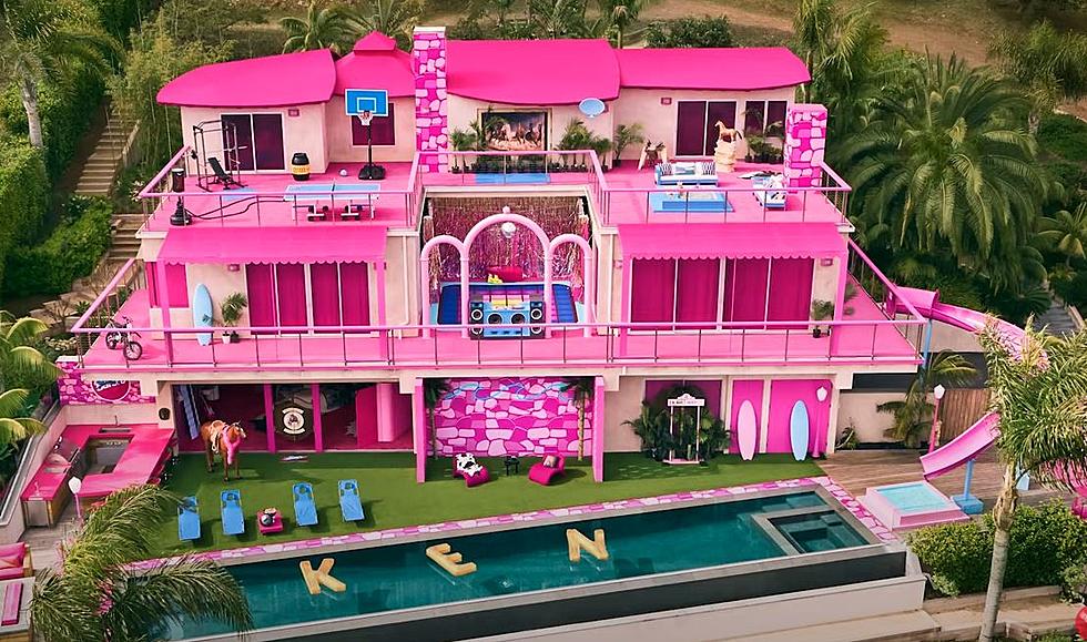 Take A Look Inside Barbie’s Malibu DreamHouse [VIDEO]