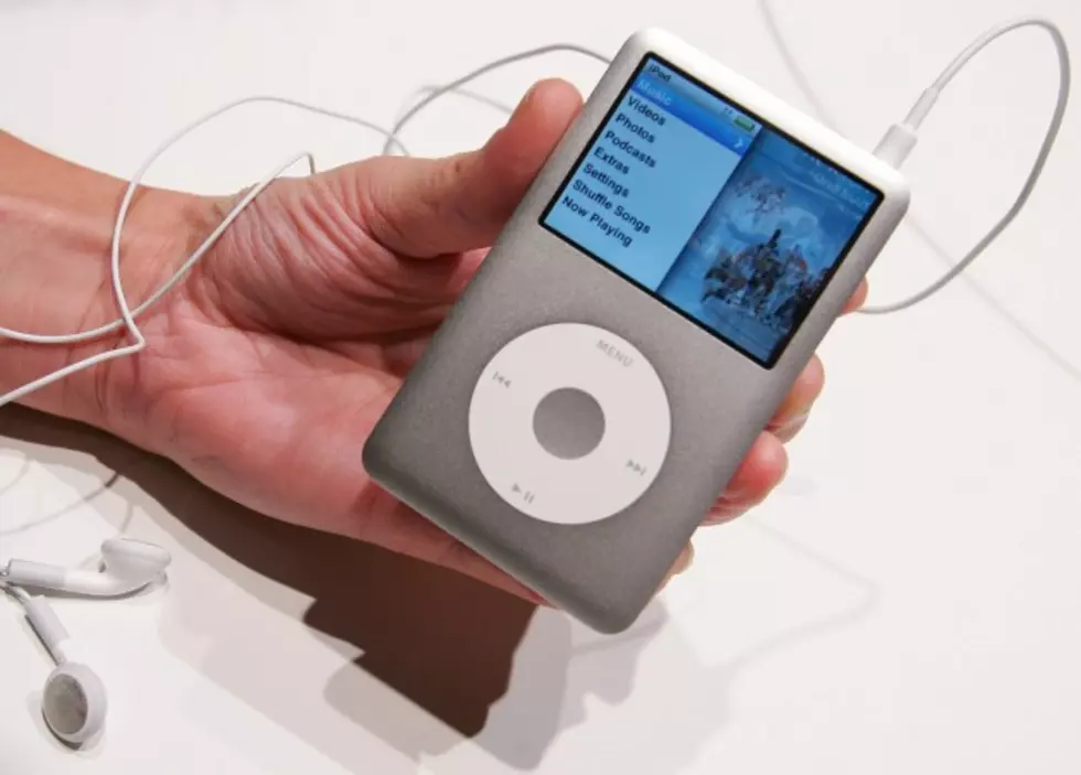 iPod Classics Are Selling For As Much As $900