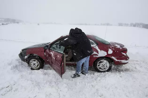 As We Near Snow Season, Things You Should Have In Your Car