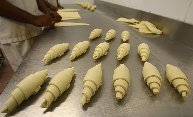 Epicurious Magazine Draws Criticism For Publishing A Recipe Using Refrigerated Crescent Rolls