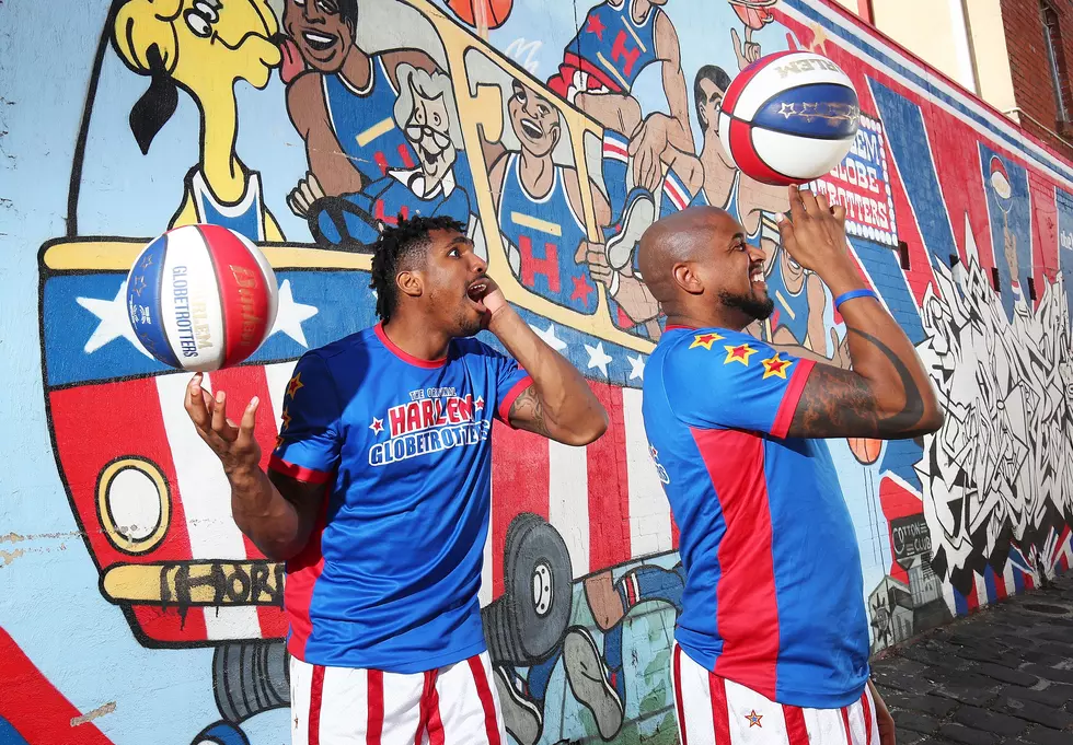 Watch The Harlem Globetrotters Mall Of America Trick Shot