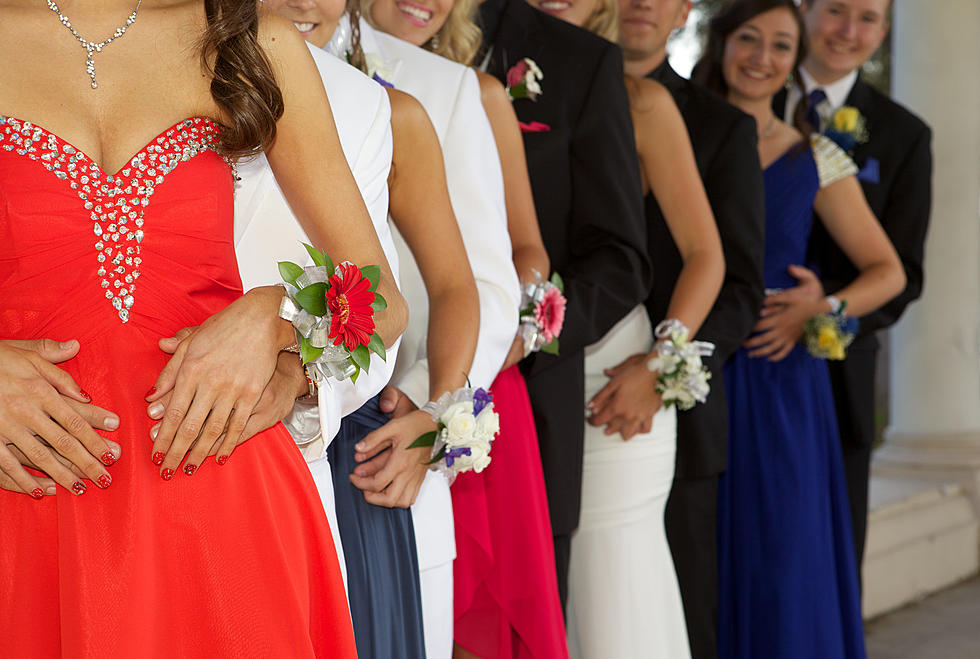 Gilbert Public Library Offers Prom Dresses For Checkout With Card